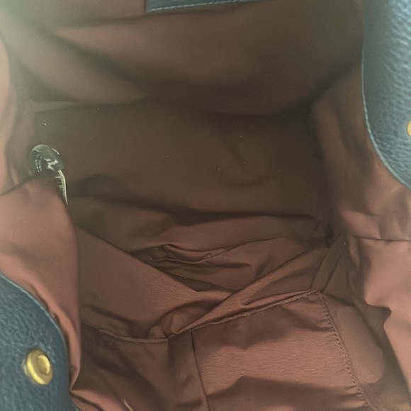 Marc Jacob’s Cross Body - Picture 5 of 8